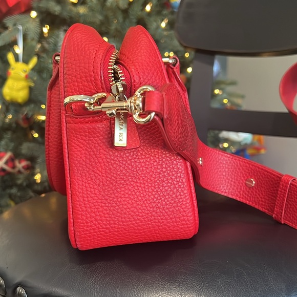 Angela Roi Red Cross Body - Picture 2 of 6